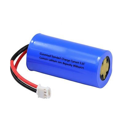 Paquete de batería de iones de litio personalizado con capacidad de 900 mAh, corriente de carga de 0,5 C y tamaño compacto de 8*30*30 mm